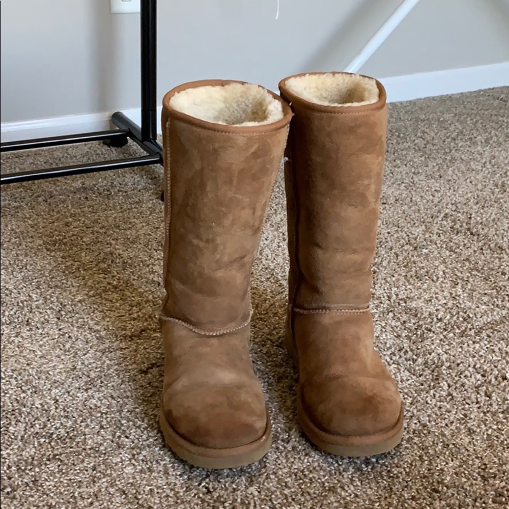 Tall ugg boots